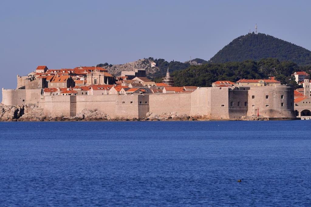Wave N' Sea Apartment With A Private Pool Dubrovnik Exterior photo